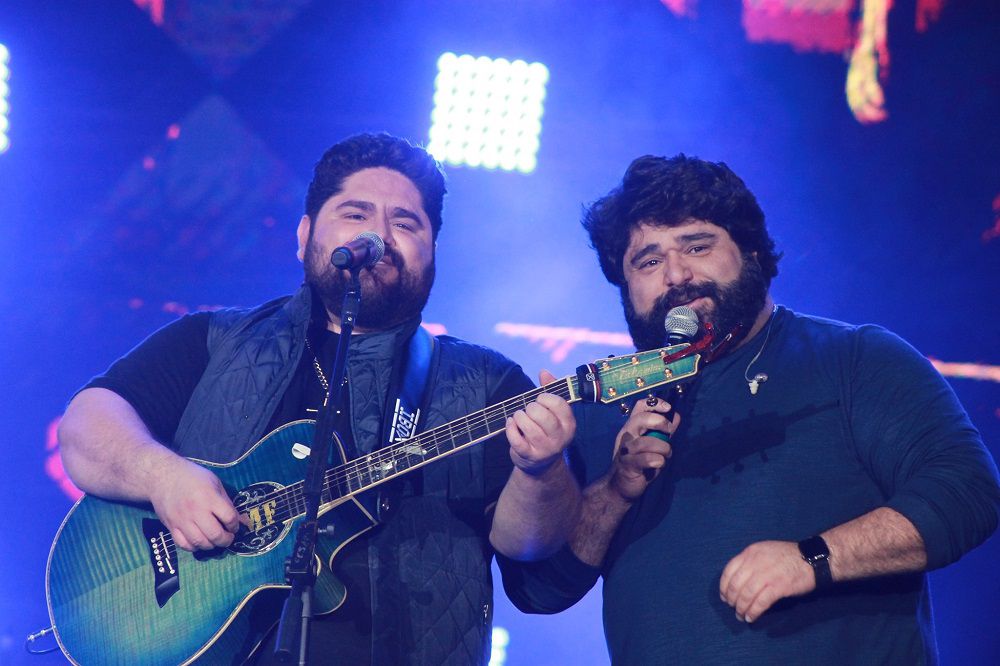 Imagem JPG, Cesar Menotti & Fabiano comanda nesta sexta, 27, live da Festa do Peão de Barretos recebendo convidados e homenageando as raízes sertanejas