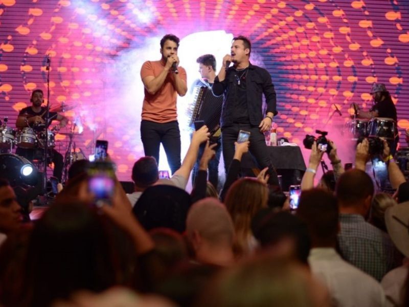 As duplas se apresentam também no dia 18 de agosto na festa barretense (Vanderlei Ribeiro)