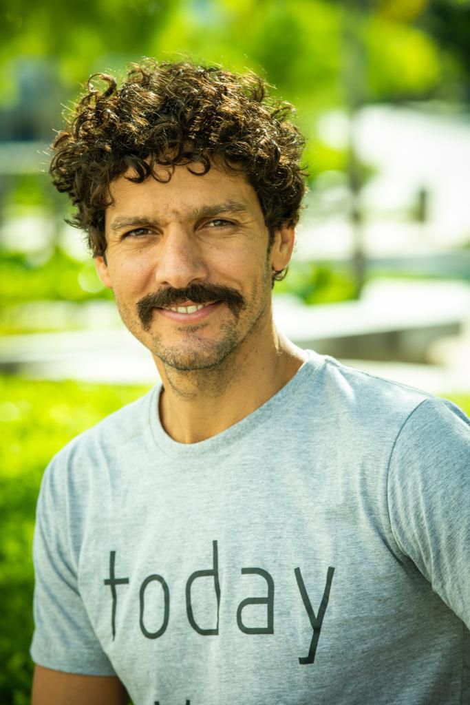 Imagem JPG, Diogo Brito, o Tibério da novela Pantanal marca presença na Festa do Peão de Barretos