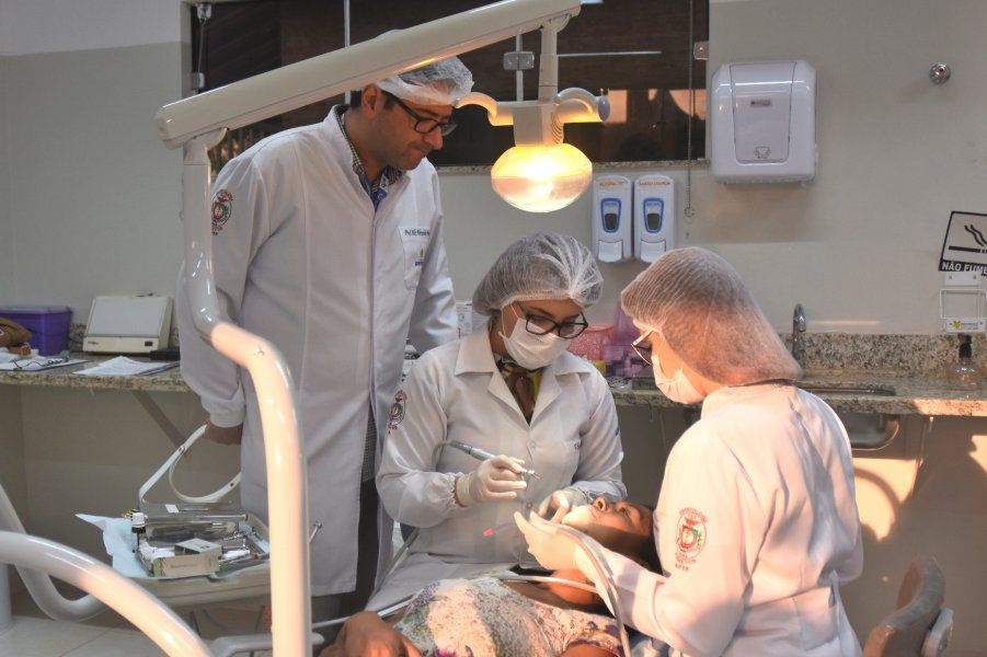 Imagem JPG, Centro Odontológico para urgências no Barretos Motorcycles