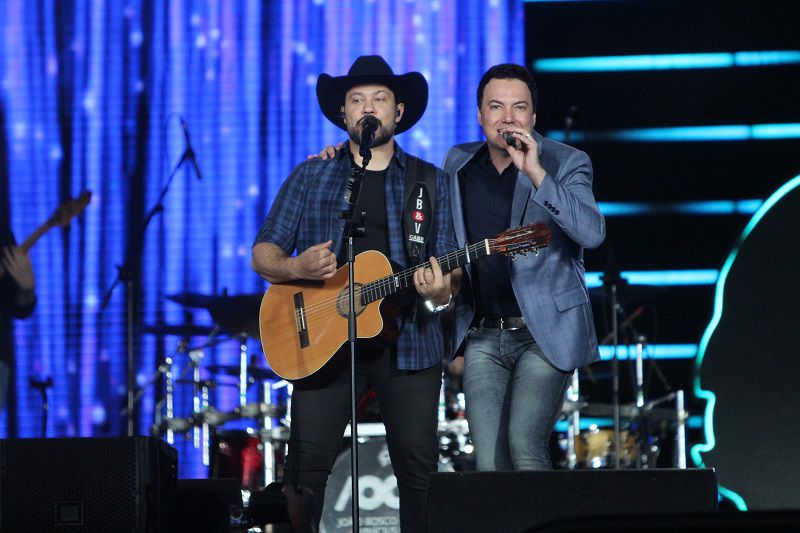 Imagem JPG, João Bosco & Vinícius, Lauana Prado e Marcos & Belutti animam programação de domingo, dia 20