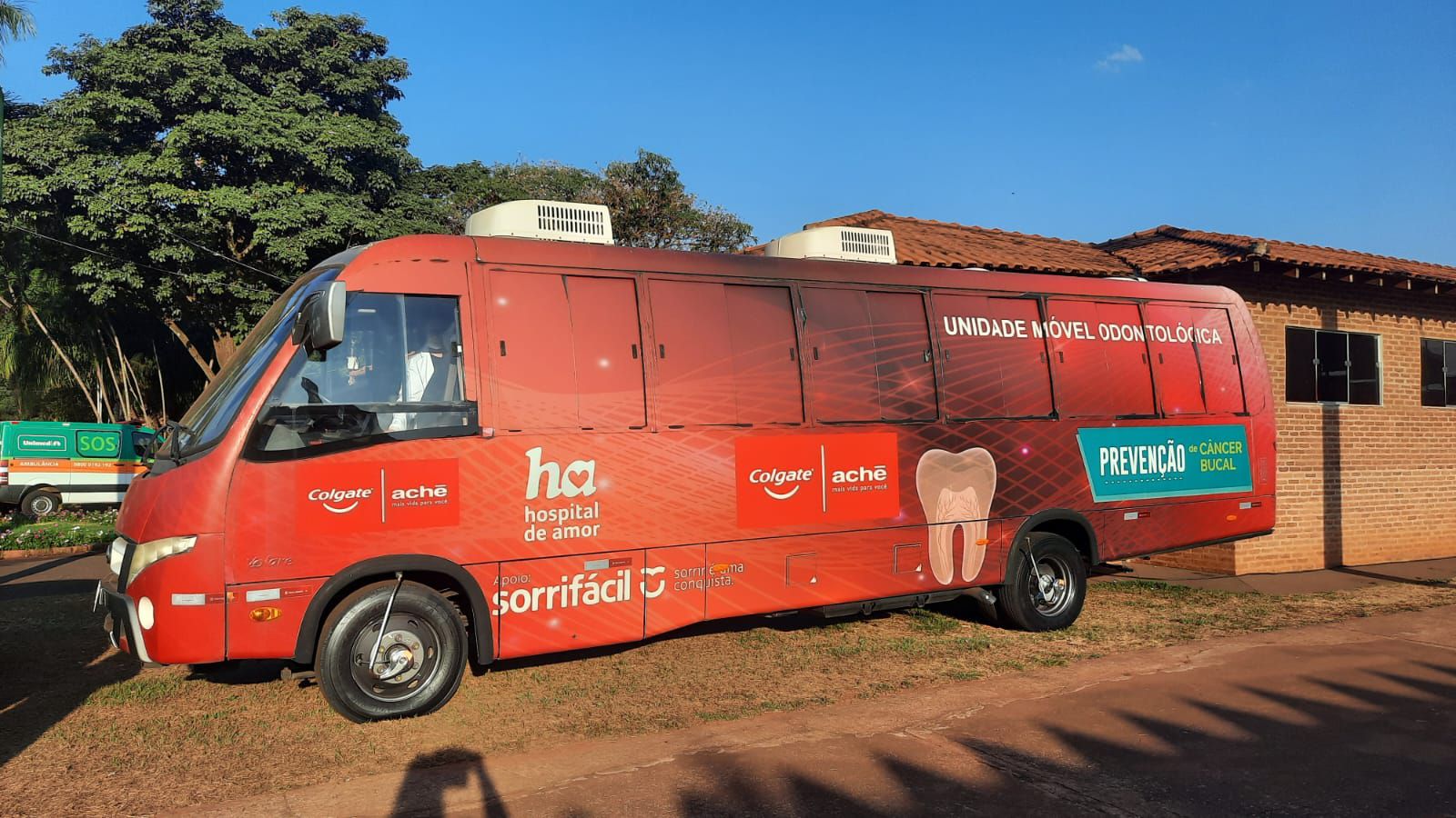 Imagem JPG, Unidade Móvel de prevenção do câncer bucal está presente na Festa do Peão