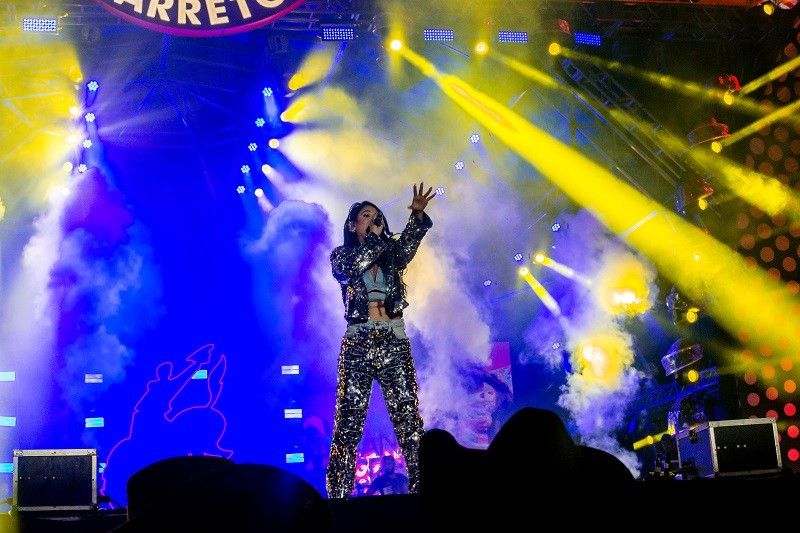 Allana Macedo (Thais Ministro)