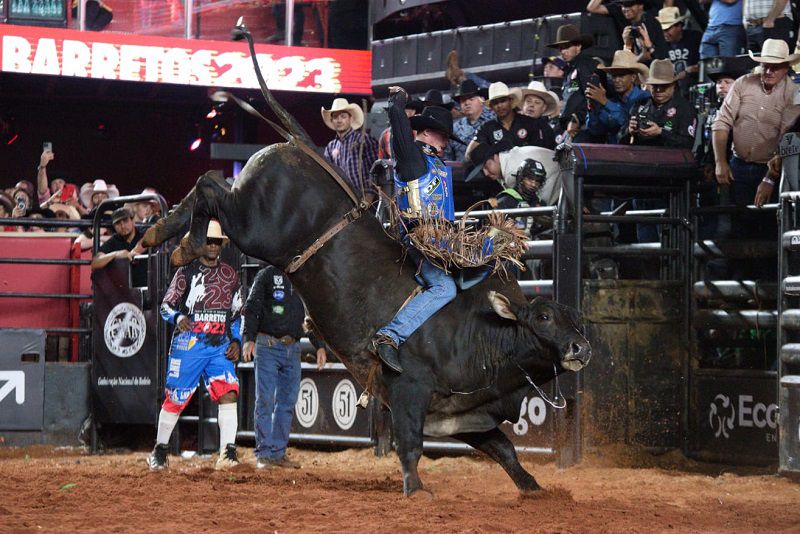 Imagem JPG, Paulista sai na frente nas disputas do 30º Barretos International Rodeo