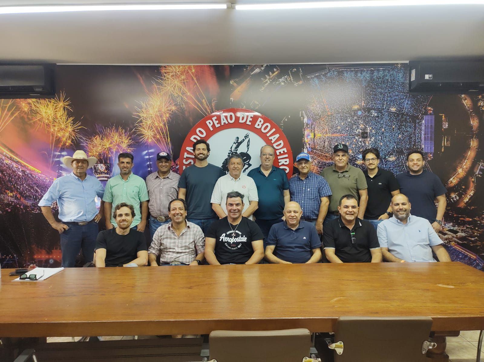 Imagem JPG, Diretoria de Os Independentes tem reunião com representantes da União dos Grandes Eventos