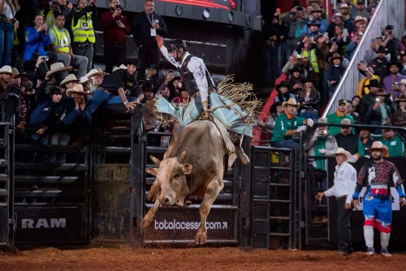Imagem JPG, Festa do Peão de Barretos terá transmissão de rodeio ao vivo em TV e streaming