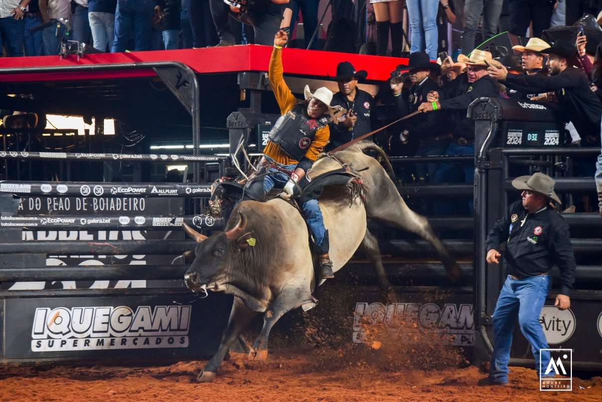 Destaque da noite ficou para o mexicano Álvaro Aguilar, de La Punta Jalisco/México (André Monteiro)