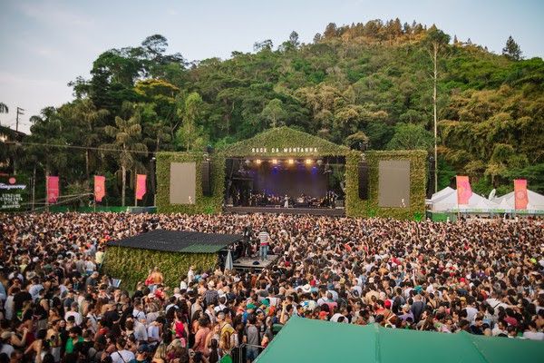 Rock The Mountain ()