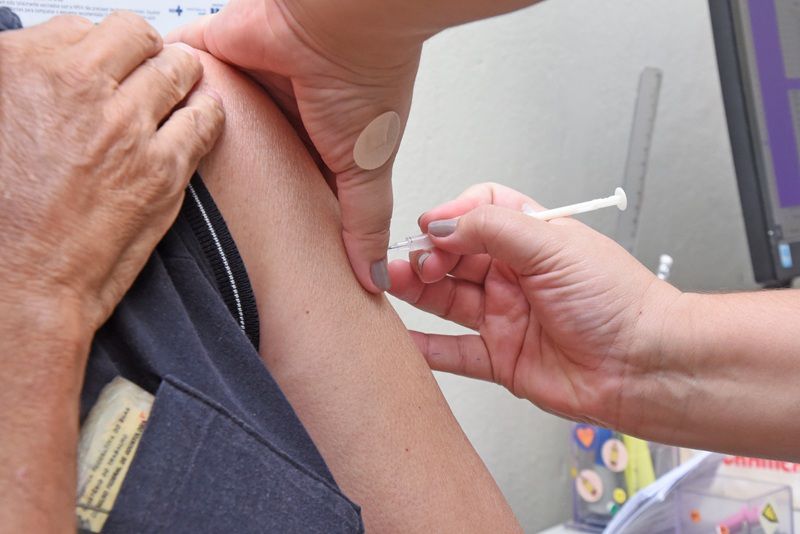Imagem JPG, Vacinação contra gripe avança em maio e cobertura chega a 34% entre pessoas idosas, gestantes e crianças