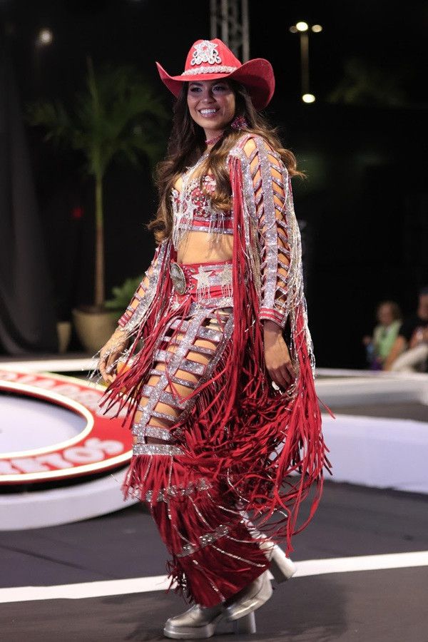 Thaiene Galvão é a Princesa Os Independentes 2025 (@guizy.fotodesign)