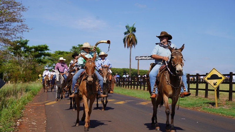 Imagem JPG, 5º Encontro dos Muladeiros do Bem celebra a cultura caipira e o tropeirismo em Barretos de 17 a 20 de setembro