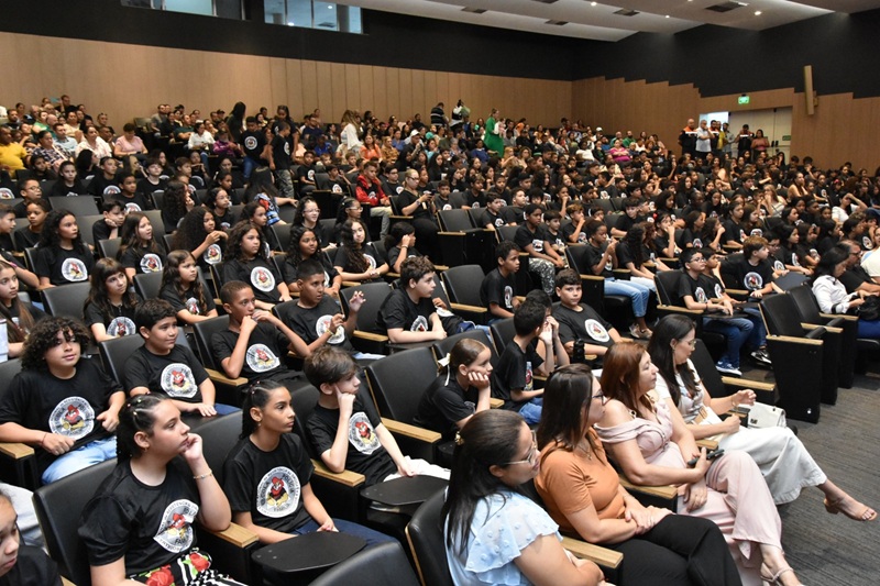 Imagem JPG, 276 estudantes de cinco escolas da rede municipal se formam no Proerd