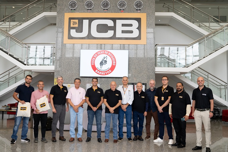 Parceria entre Os Independentes e JCB fortalece infraestrutura para a 71ª Festa do Peão de Barretos