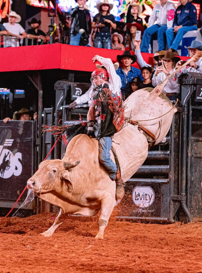 Rei do Norte x Vitor Manoel Dias em Barretos (JW Foto Arena)