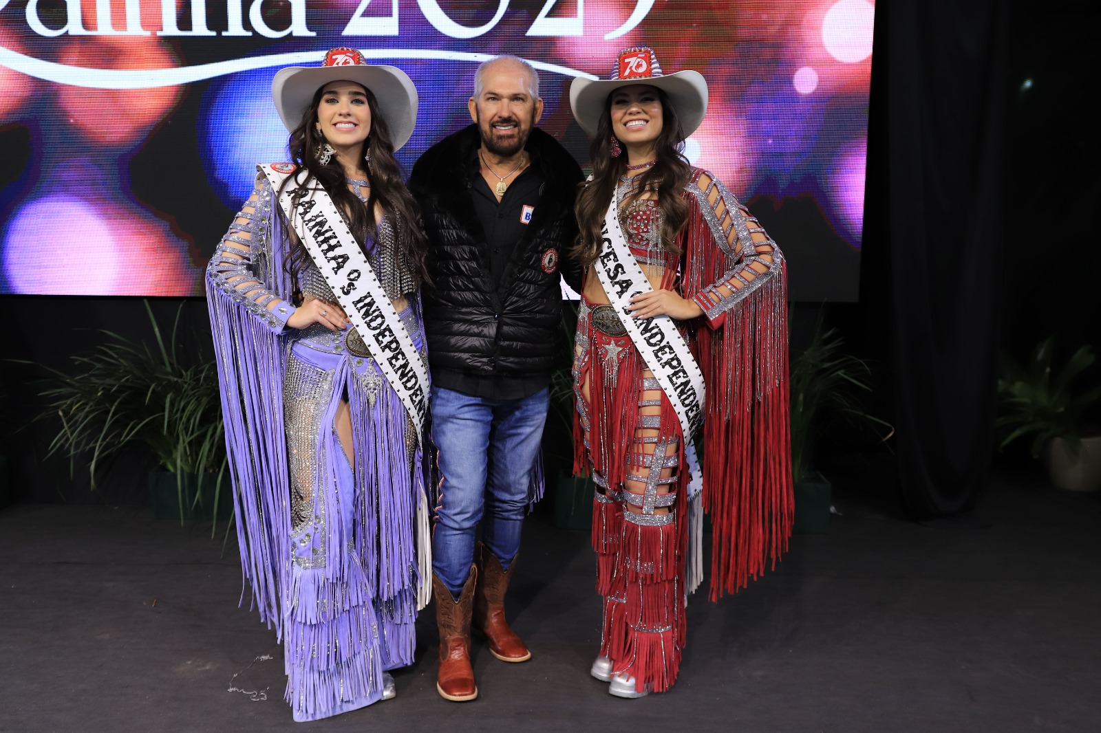 Concurso da Rainha da Festa do Peão de Barretos aposta na tradição, elegância e sofisticação dos trajes típicos