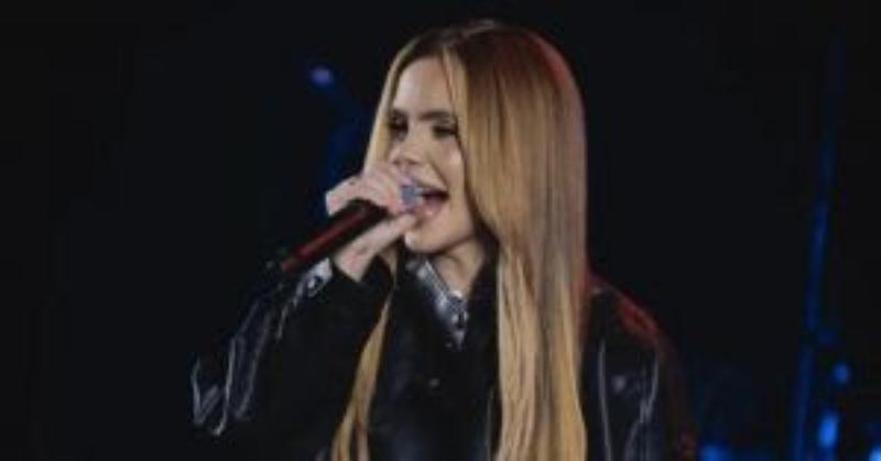 Mariana Fagundes, revelação da música sertaneja, se apresenta pela primeira vez no Jaguariúna Rodeo Festival