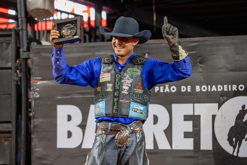 Montaria em touros: líder nacional da PBR vence 3º round da etapa Barretos