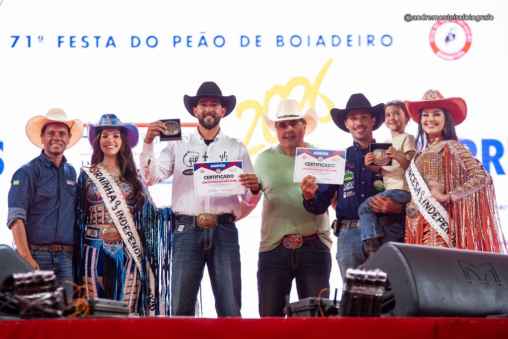 Euripedes Rodrigo Gomes Júnior e Jeferson Henrique Francisco Pereira venceram a categoria Aberta do Ranch Sorting com o tempo de 28.669 (André Monteiro)